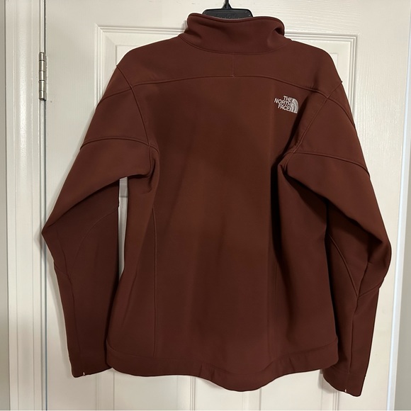 Women’s L Burgundy The North Face Spring/Fall Jacket - Picture 5 of 5